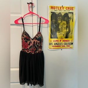 GF Dress sequined design flash print top and black flowy bottom size medium